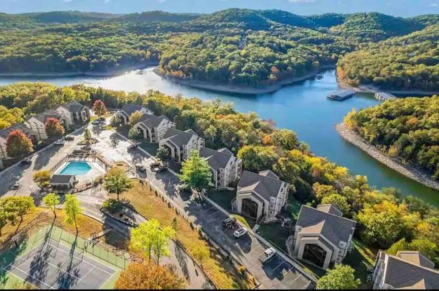 38 Lantern Bay Road 2, Branson, MO 65616
