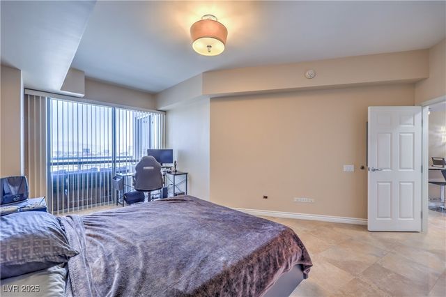 200 West Sahara Avenue 2210, Las Vegas, NV 89102