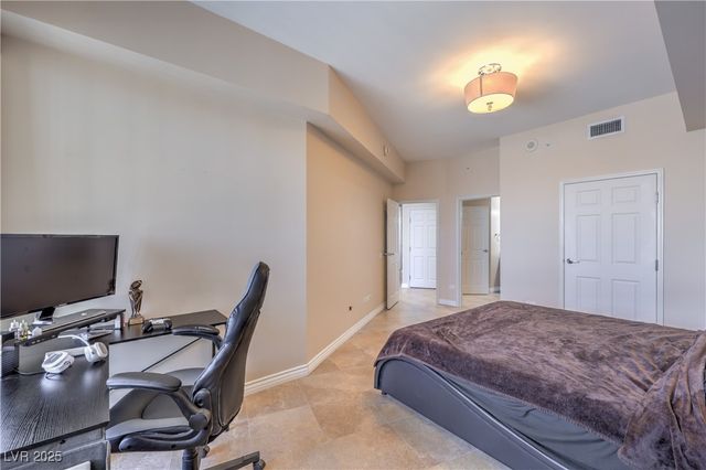 200 West Sahara Avenue 2210, Las Vegas, NV 89102