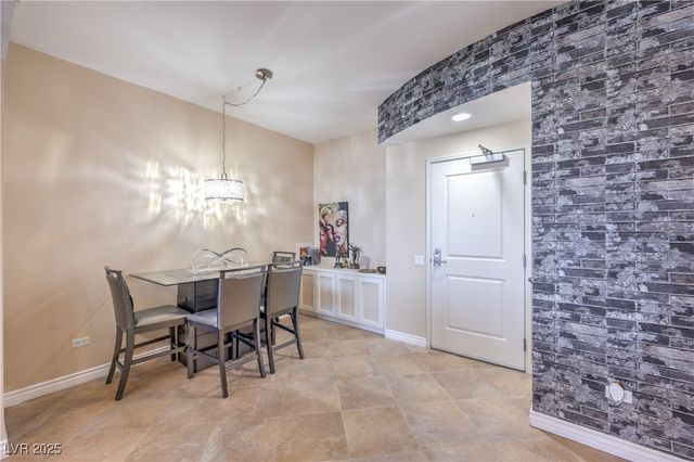 200 West Sahara Avenue 2210, Las Vegas, NV 89102