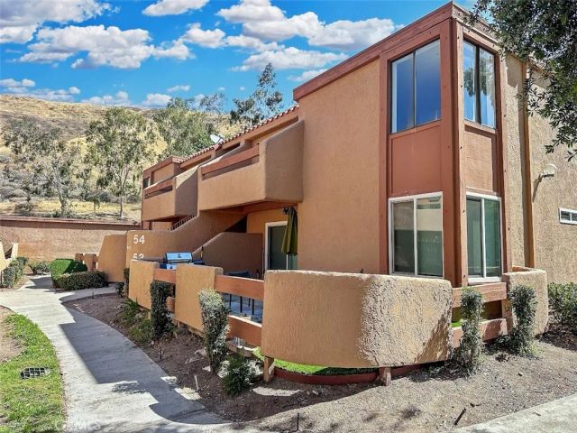 1440 W Edgehill 54, San Bernardino, CA 92405