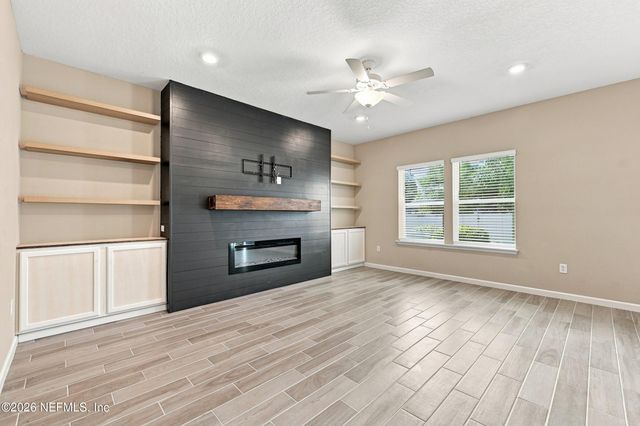 10206 NALA Lane, Jacksonville, FL 32218