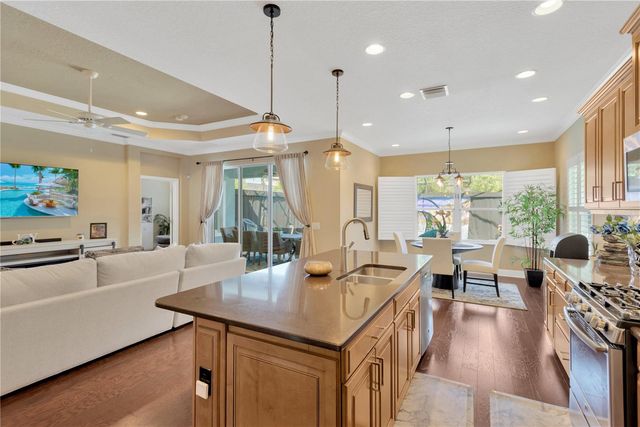 6420 SEASOUND DRIVE, Apollo Beach, FL 33572
