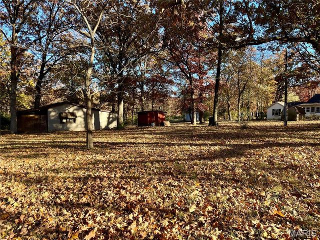 995 Lake Road, Sullivan, MO 63080