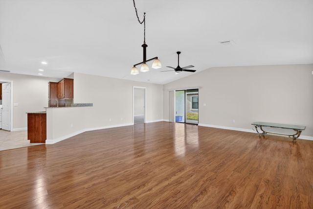 35 S Alhambra Lane, Port St Lucie, FL 34952