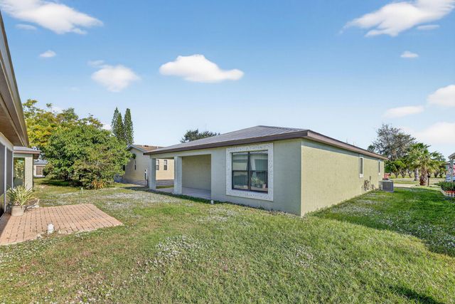 35 S Alhambra Lane, Port St Lucie, FL 34952