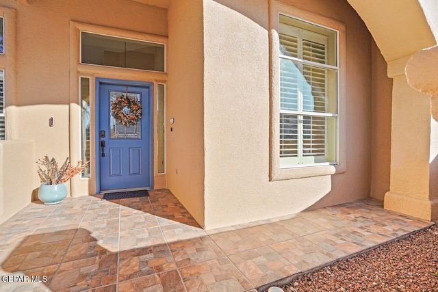 6673 CABANA DEL SOL Drive, El Paso, TX 79911