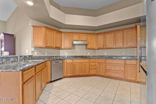 6673 CABANA DEL SOL Drive, El Paso, TX 79911