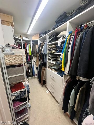 49325 E Central Park, Shelby Twp, MI 48317