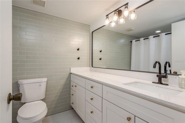 320 ISLAND WAY 209, Clearwater Beach, FL 33767