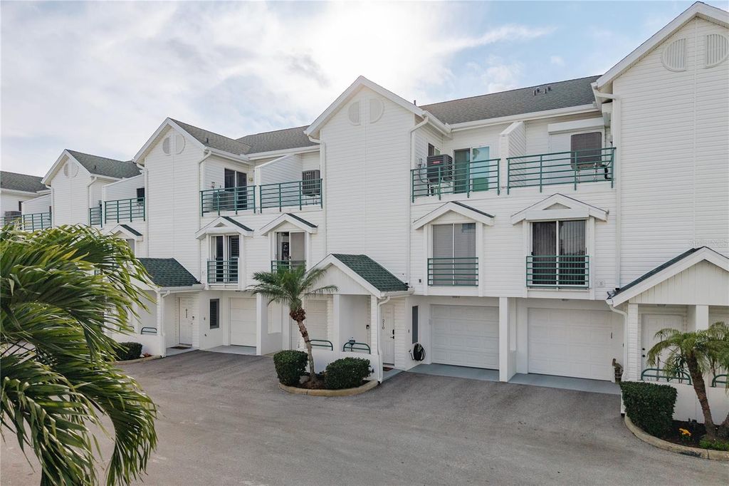 320 ISLAND WAY 209, Clearwater Beach, FL 33767