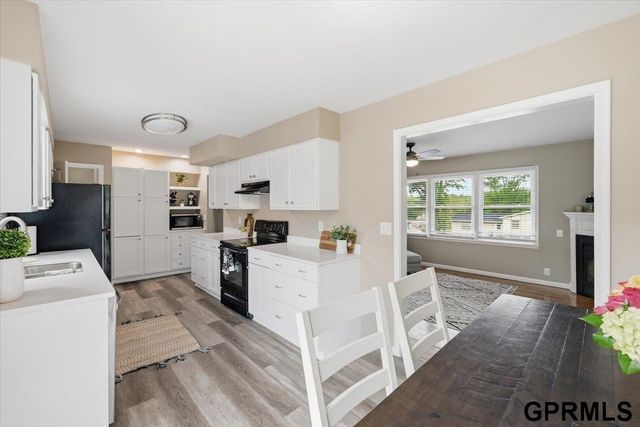 3365 S 108 Street, Omaha, NE 68144