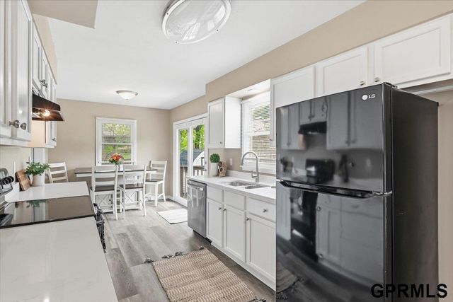 3365 S 108 Street, Omaha, NE 68144