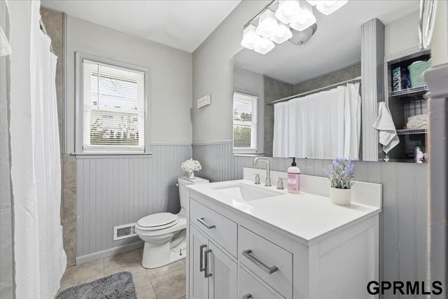 3365 S 108 Street, Omaha, NE 68144