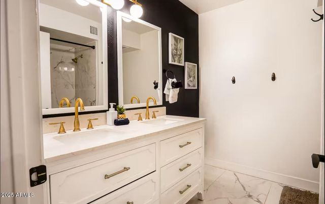 1831 E CORNELL Drive, Tempe, AZ 85283