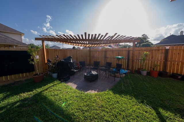 18441 Sunrise Pines Drive, Montgomery, TX 77316