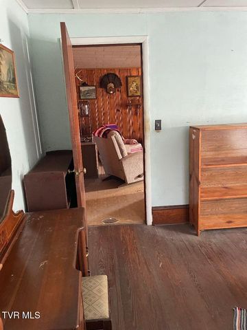 12329 Crab Orchard Road, Coeburn, VA 24230