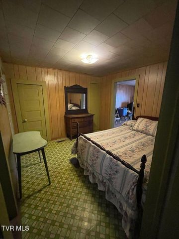 12329 Crab Orchard Road, Coeburn, VA 24230