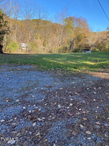 12329 Crab Orchard Road, Coeburn, VA 24230