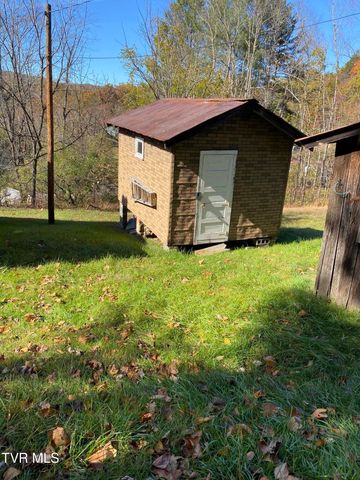 12329 Crab Orchard Road, Coeburn, VA 24230