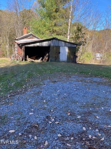 12329 Crab Orchard Road, Coeburn, VA 24230