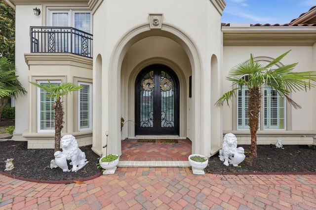 7444 Catena Ln., Myrtle Beach, SC 29572