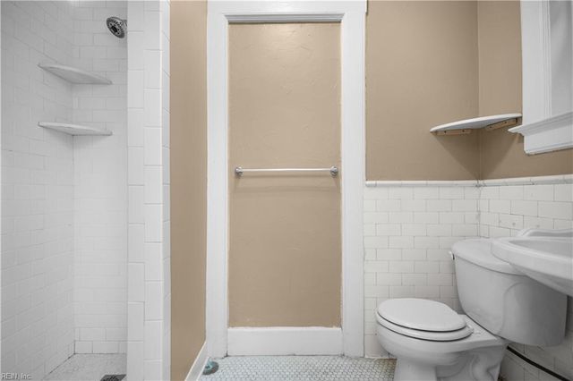 600 W Olney Rd Apt 202, Norfolk, VA 23507