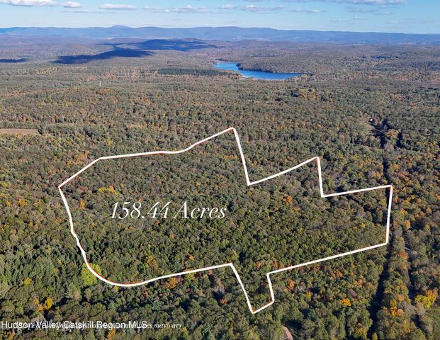 177 Benton Road, Elizaville, NY 12523