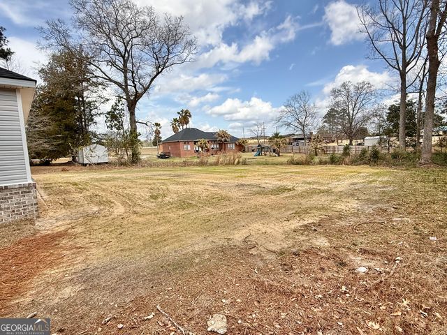 103 Continental Street, Glennville, GA 30427