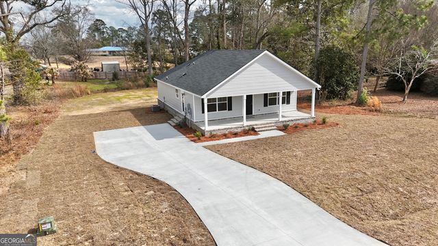 103 Continental Street, Glennville, GA 30427