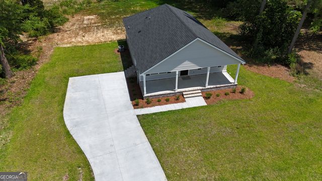 103 Continental Street, Glennville, GA 30427
