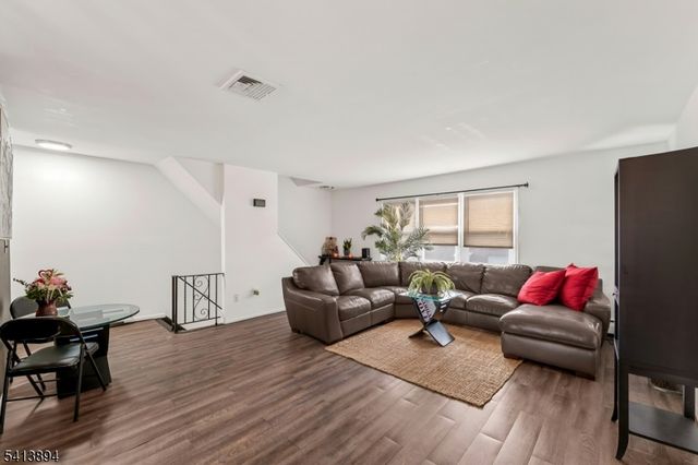 450 Edmund Ave, Paterson City, NJ 07502