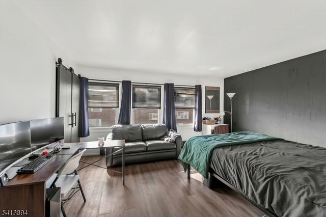 450 Edmund Ave, Paterson City, NJ 07502