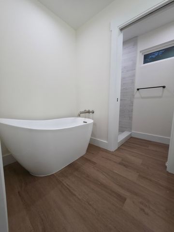 4699 Meadow Lake Drive, Crestview, FL 32539