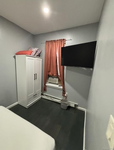 2268 Strauss Street, Brooklyn, NY 11212