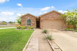 12054 Fairquarter Lane, Pinehurst, TX 77362