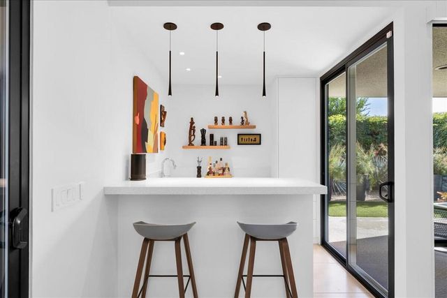 1350 E Marion Way, Palm Springs, CA 92264