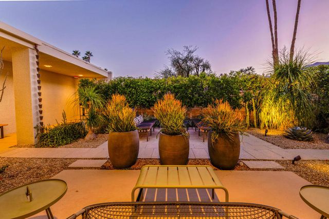 1350 E Marion Way, Palm Springs, CA 92264