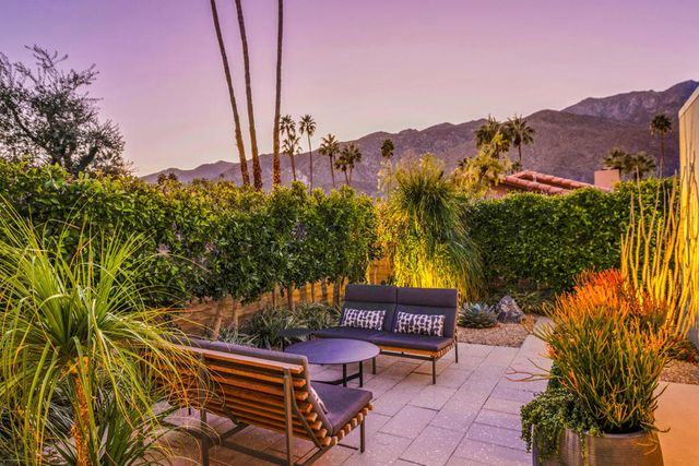 1350 E Marion Way, Palm Springs, CA 92264