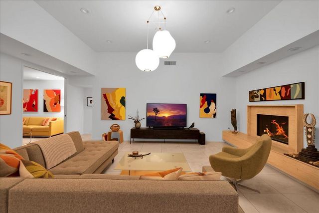 1350 E Marion Way, Palm Springs, CA 92264