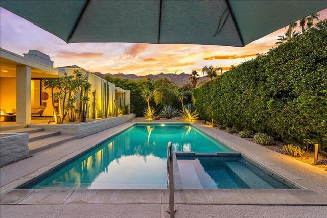 1350 E Marion Way, Palm Springs, CA 92264