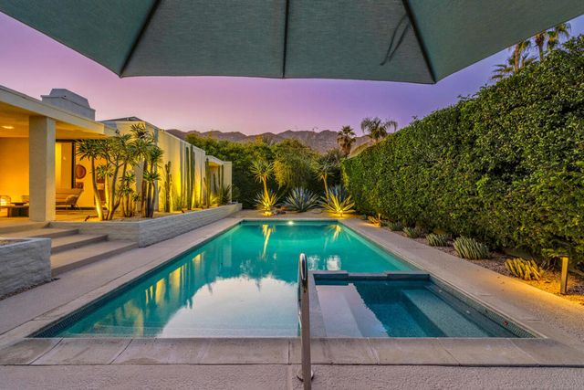 1350 E Marion Way, Palm Springs, CA 92264