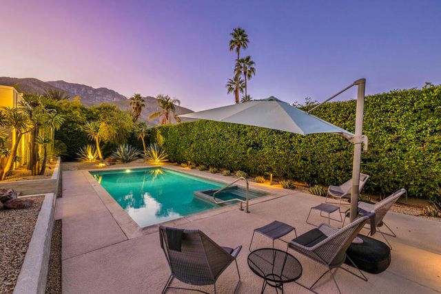 1350 E Marion Way, Palm Springs, CA 92264