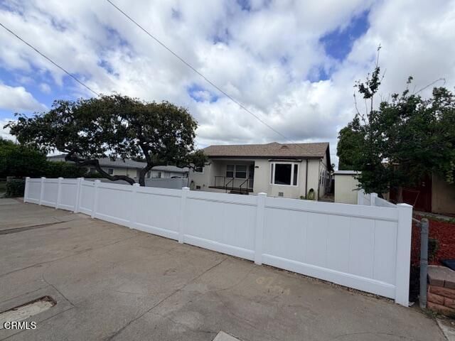 1835 N Oxford Avenue, Pasadena, CA 91104