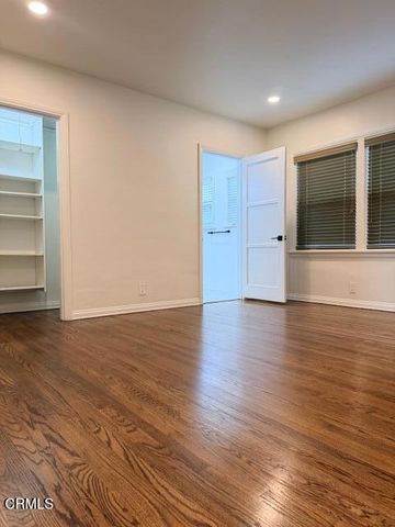 1835 N Oxford Avenue, Pasadena, CA 91104