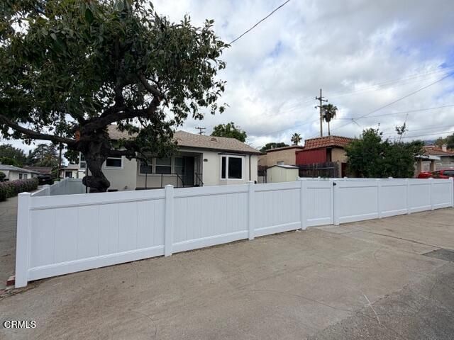 1835 N Oxford Avenue, Pasadena, CA 91104
