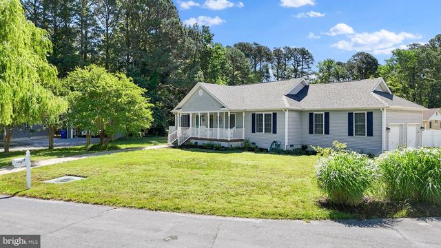 17 NEW CASTLE CT, Ocean View, DE 19970