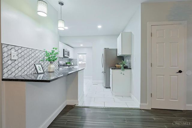 6503 E Ledge Street, Cincinnati, OH 45227