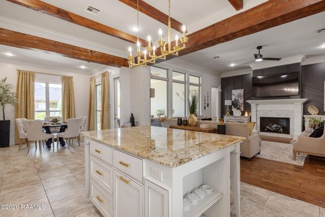 204 Reservoir Road, Broussard, LA 70518