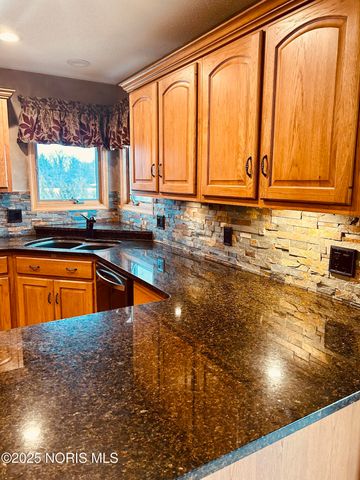 16453 Rd 63, Antwerp, OH 45813